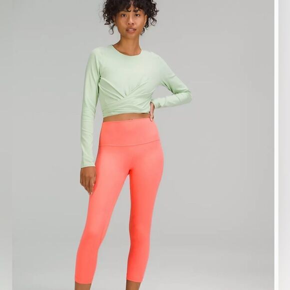 New Lululemon Align HR Crop 23” - Picture 4 of 8